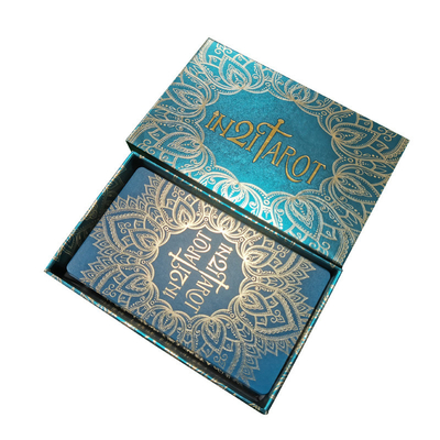 Custom Logo Gold Foil Stamping Tarot Cards Linens Effect Black Core Paper Playing Cards For Entertainment